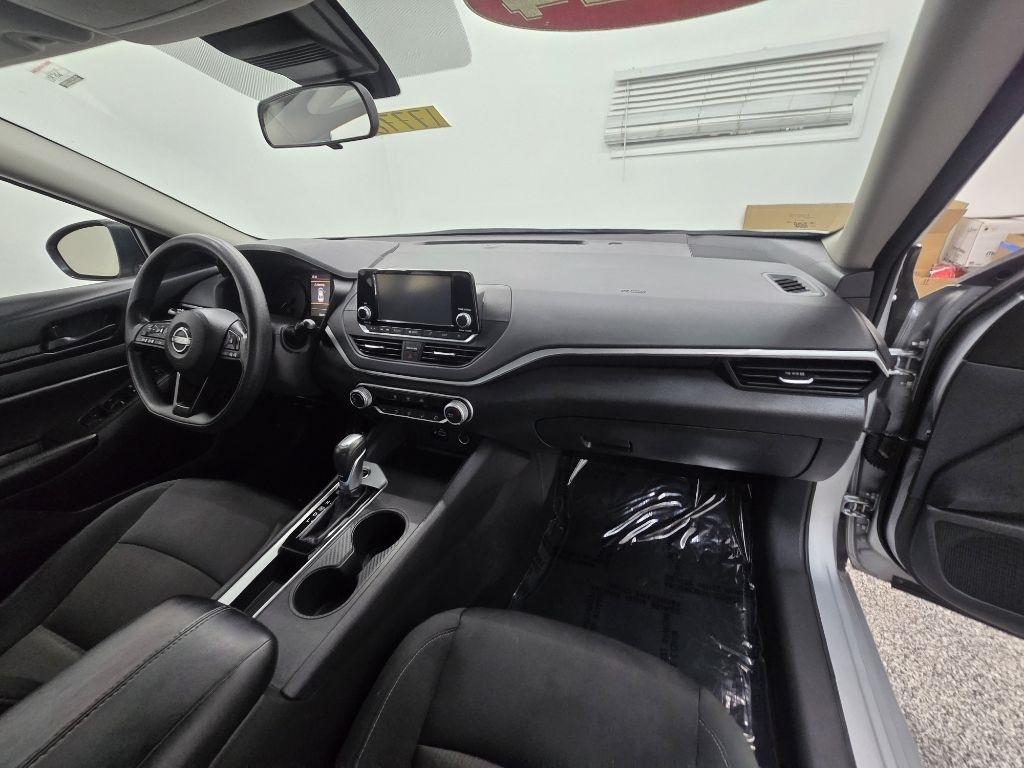 Nissan Altima 2.5 S 2024