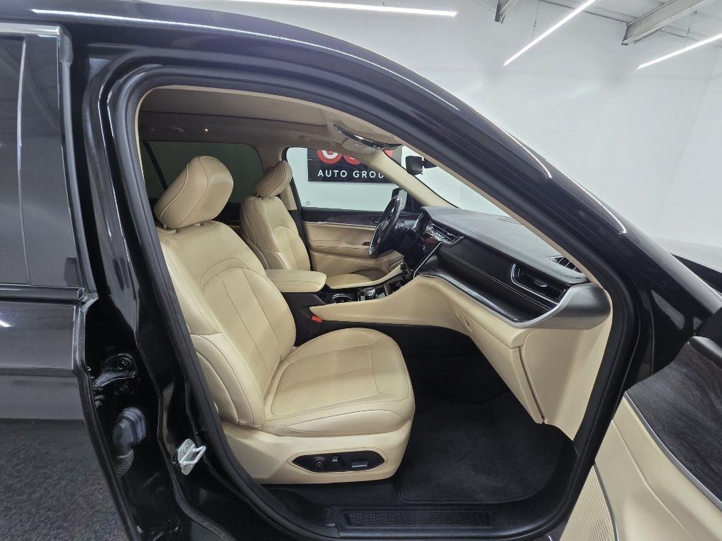 Jeep Grand Cherokee L Limited 2WD 2022