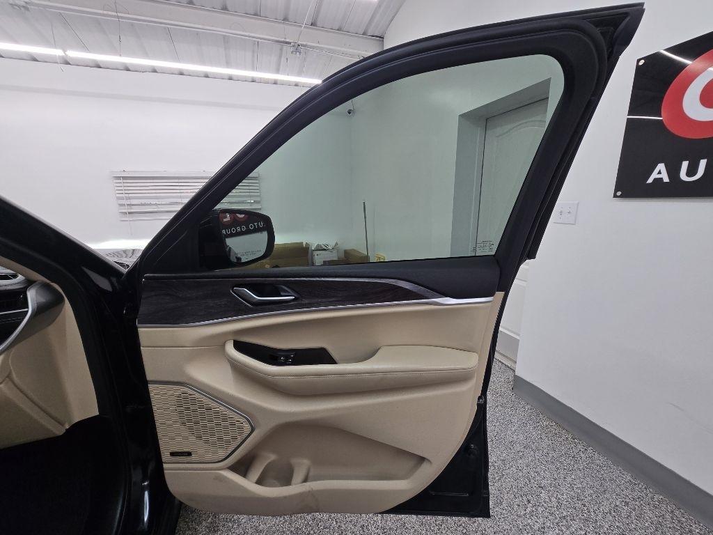 Jeep Grand Cherokee L Limited 2WD 2022