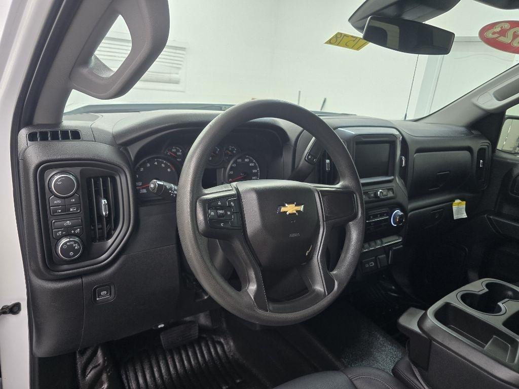 Chevrolet Silverado 1500 W/T Crew Cab 4WD 2023