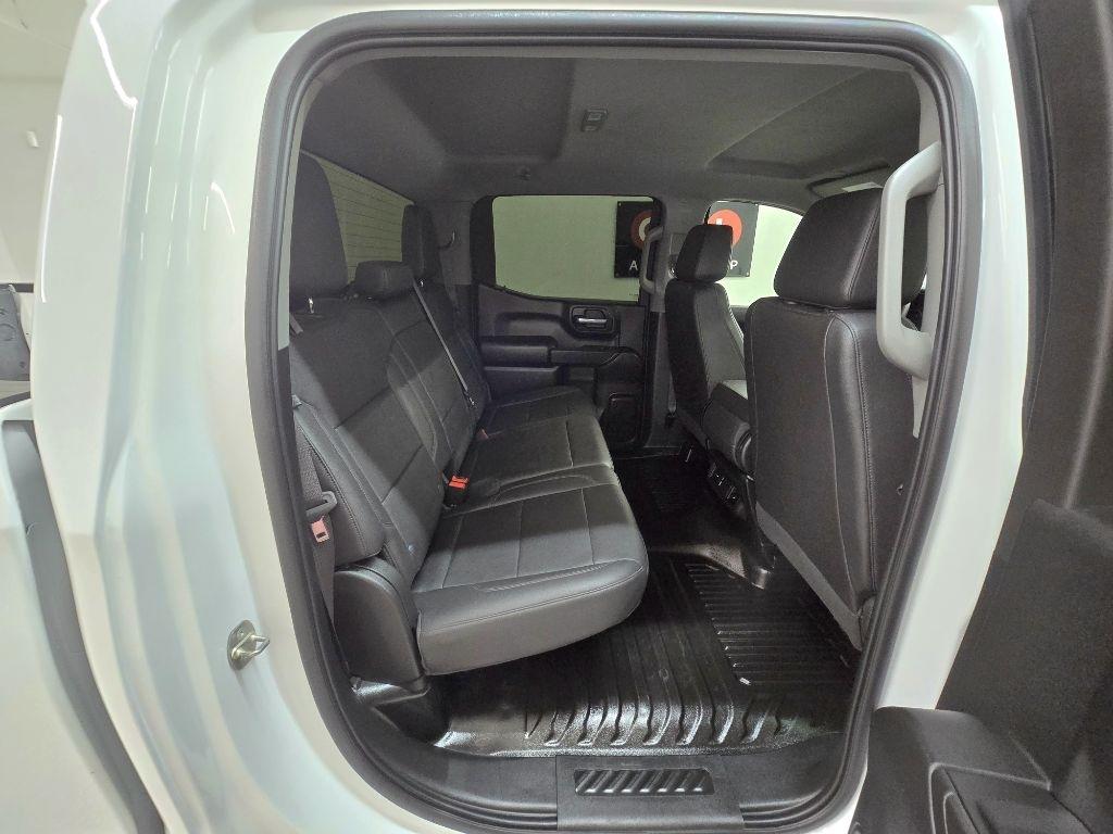 Chevrolet Silverado 1500 W/T Crew Cab 4WD 2023