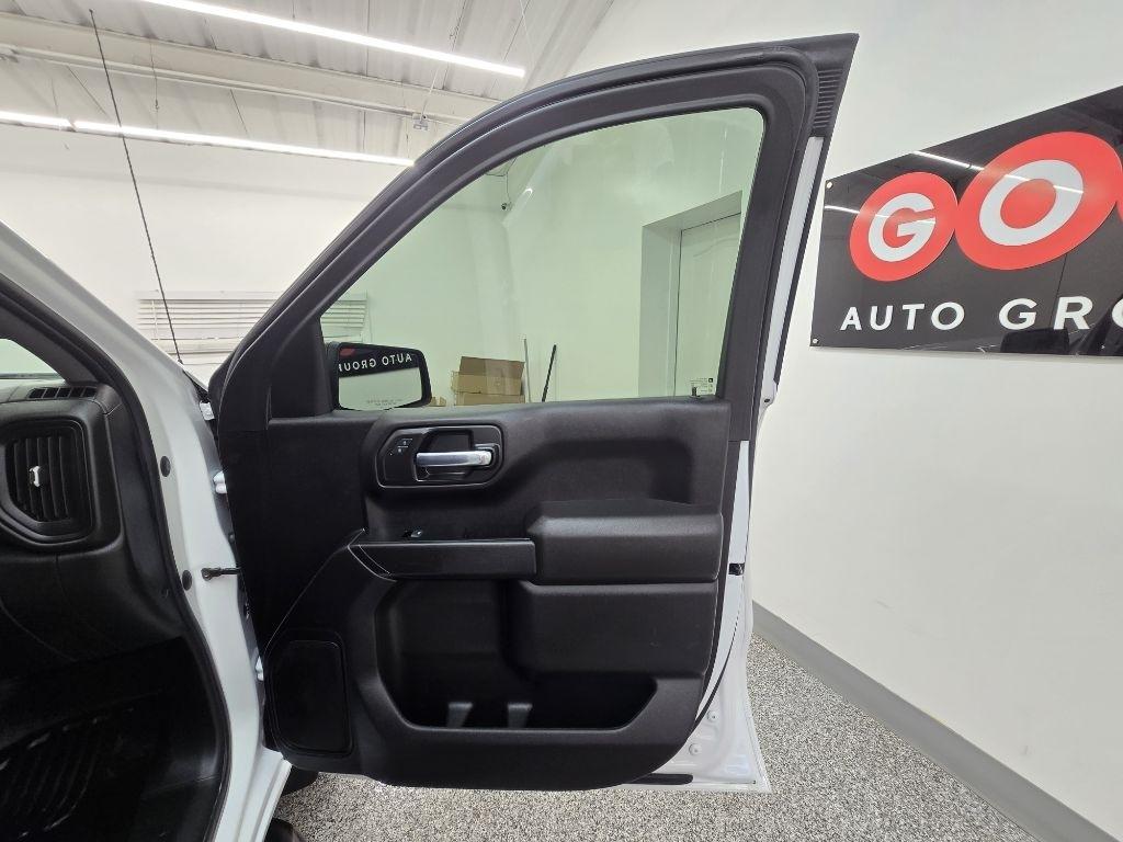 Chevrolet Silverado 1500 W/T Crew Cab 4WD 2023