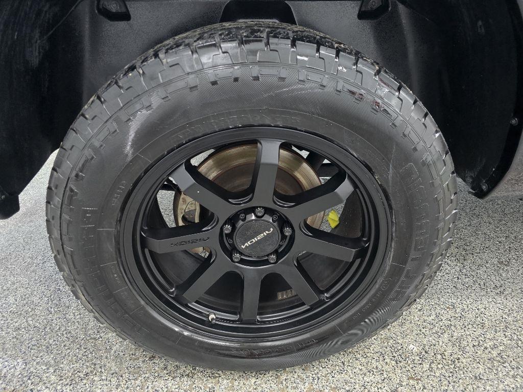 RAM 1500 Lone Star Silver 4x4 Crew Cab 5'7" Box 2018