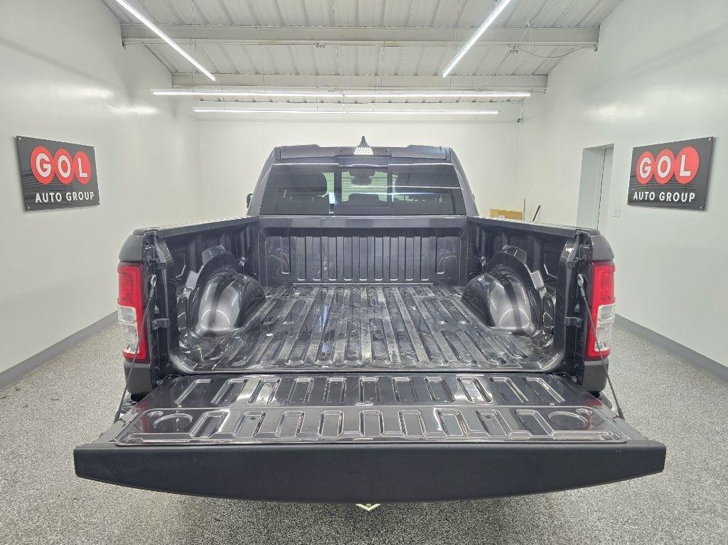 RAM 1500 Lone Star 4x2 Quad Cab 6'4" Box 2024