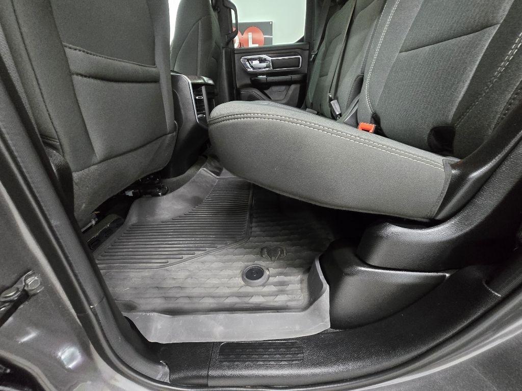 RAM 1500 Lone Star 4x2 Quad Cab 6'4" Box 2024