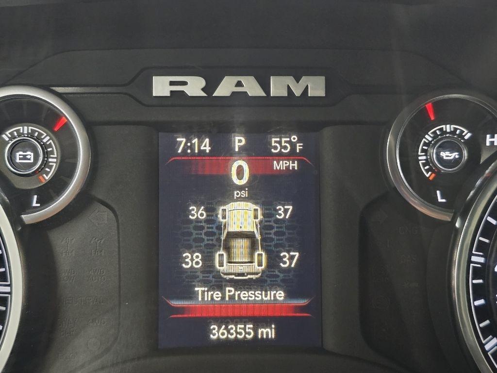 RAM 1500 Lone Star 4x2 Quad Cab 6'4" Box 2024