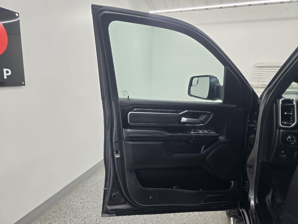RAM 1500 Lone Star 4x2 Quad Cab 6'4" Box 2024