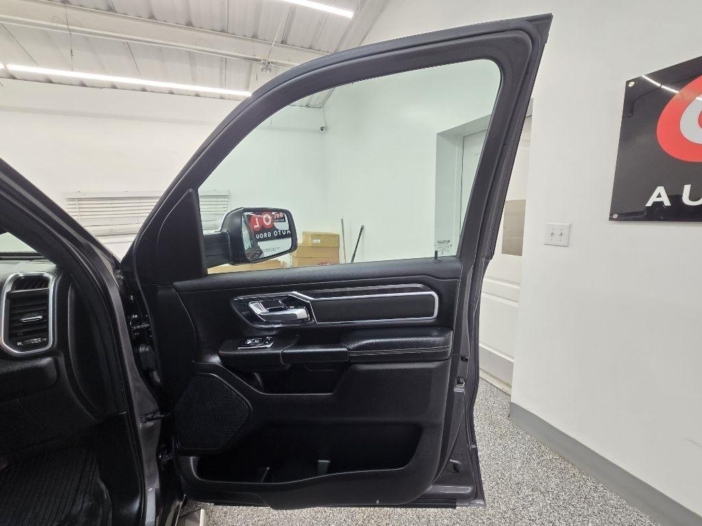 RAM 1500 Lone Star 4x2 Quad Cab 6'4" Box 2024