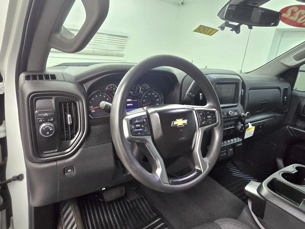 Chevrolet Silverado 1500 Limited Custom Crew Cab Short Box 2WD 2022