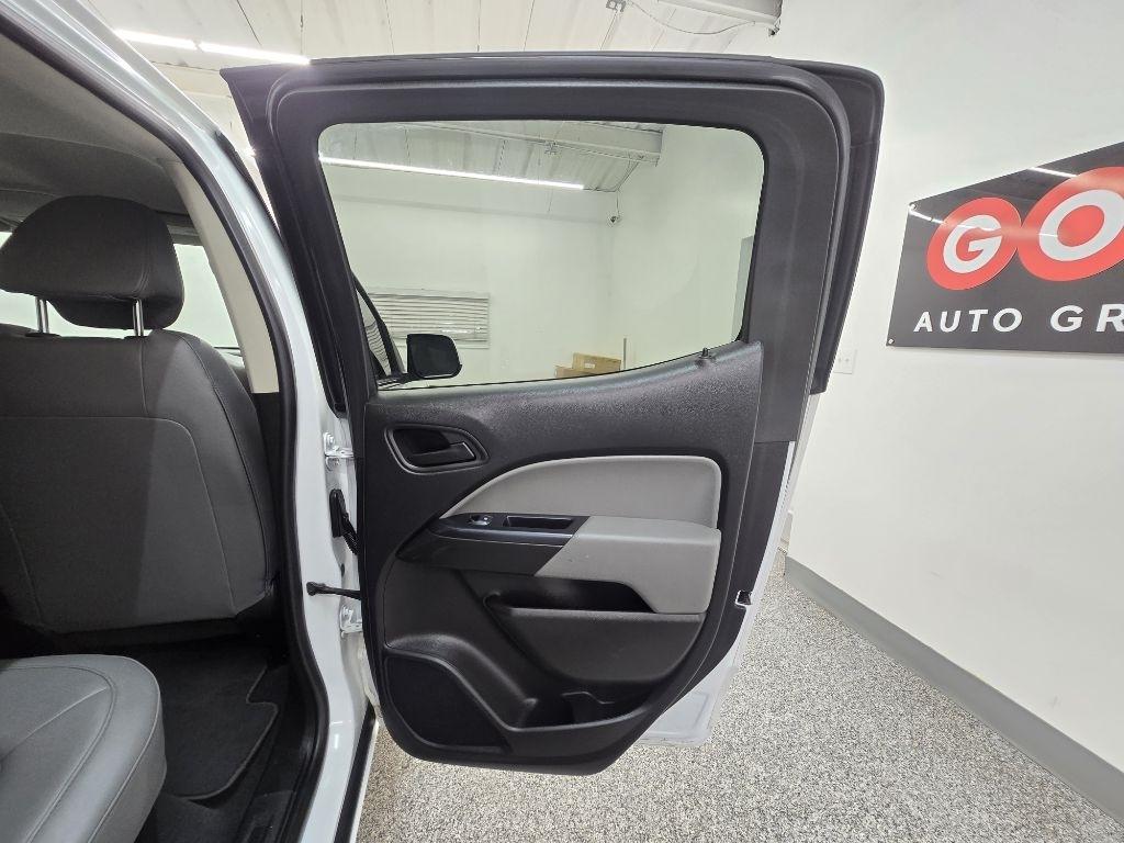 Chevrolet Colorado Work Truck Crew Cab 4WD Short Box 2020