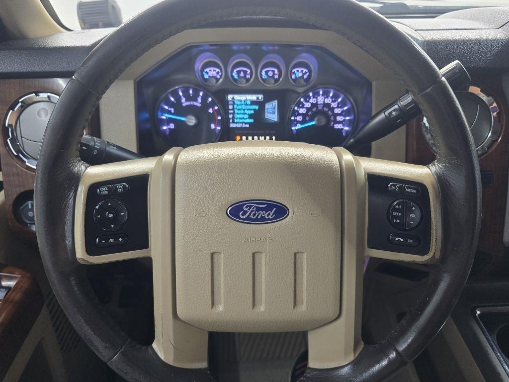 Ford F-250 SD Lariat Crew Cab 4WD 2015