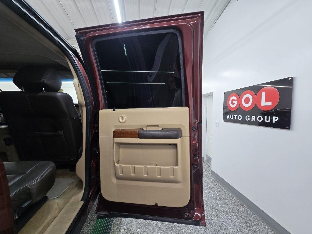 Ford F-250 SD Lariat Crew Cab 4WD 2015