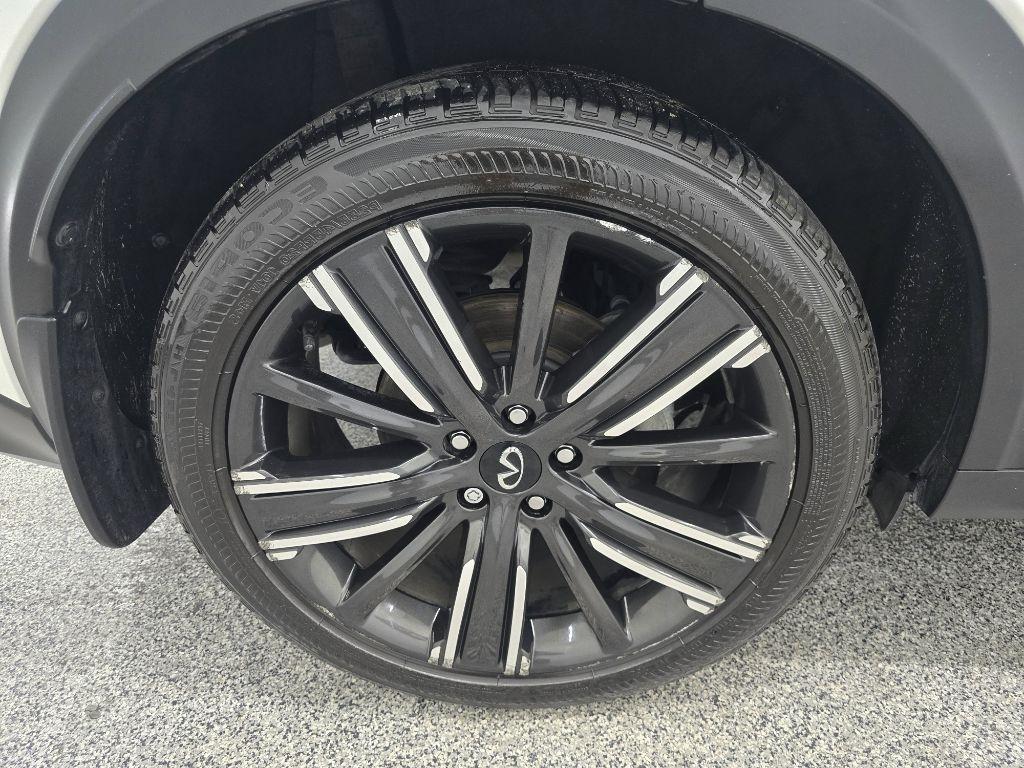 Infiniti QX50 LUXE 2021