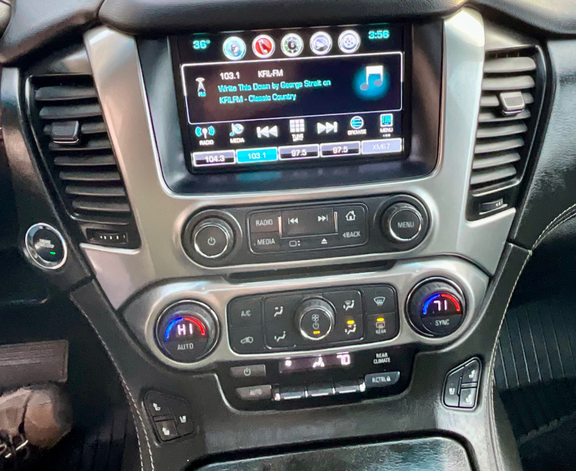 Chevrolet Suburban 4WD 4dr 1500 Premier 2018