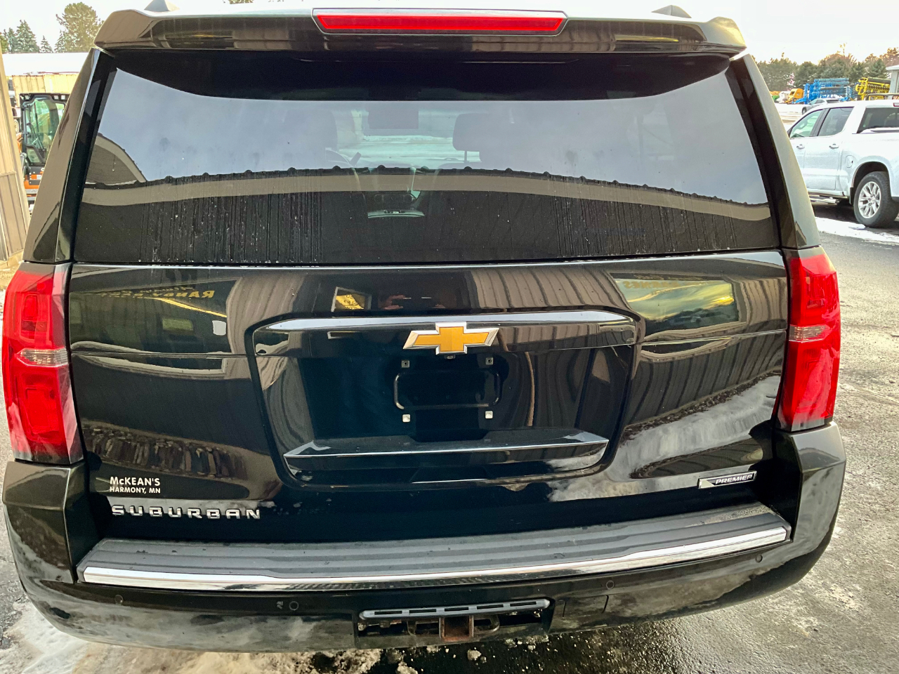Chevrolet Suburban 4WD 4dr 1500 Premier 2018