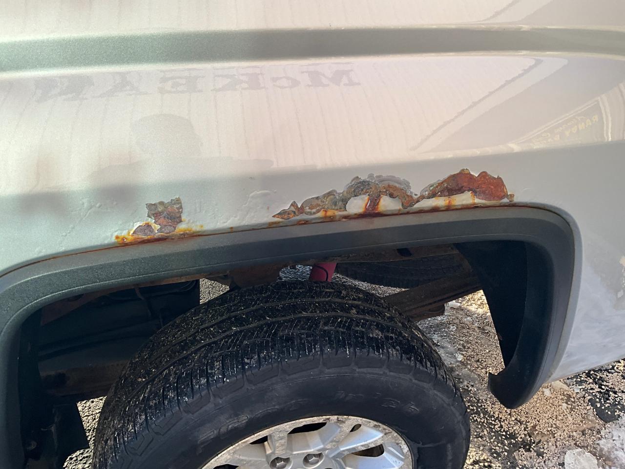 GMC Sierra 1500 SLE Ext. Cab 4-Door Short Bed 4WD 2014