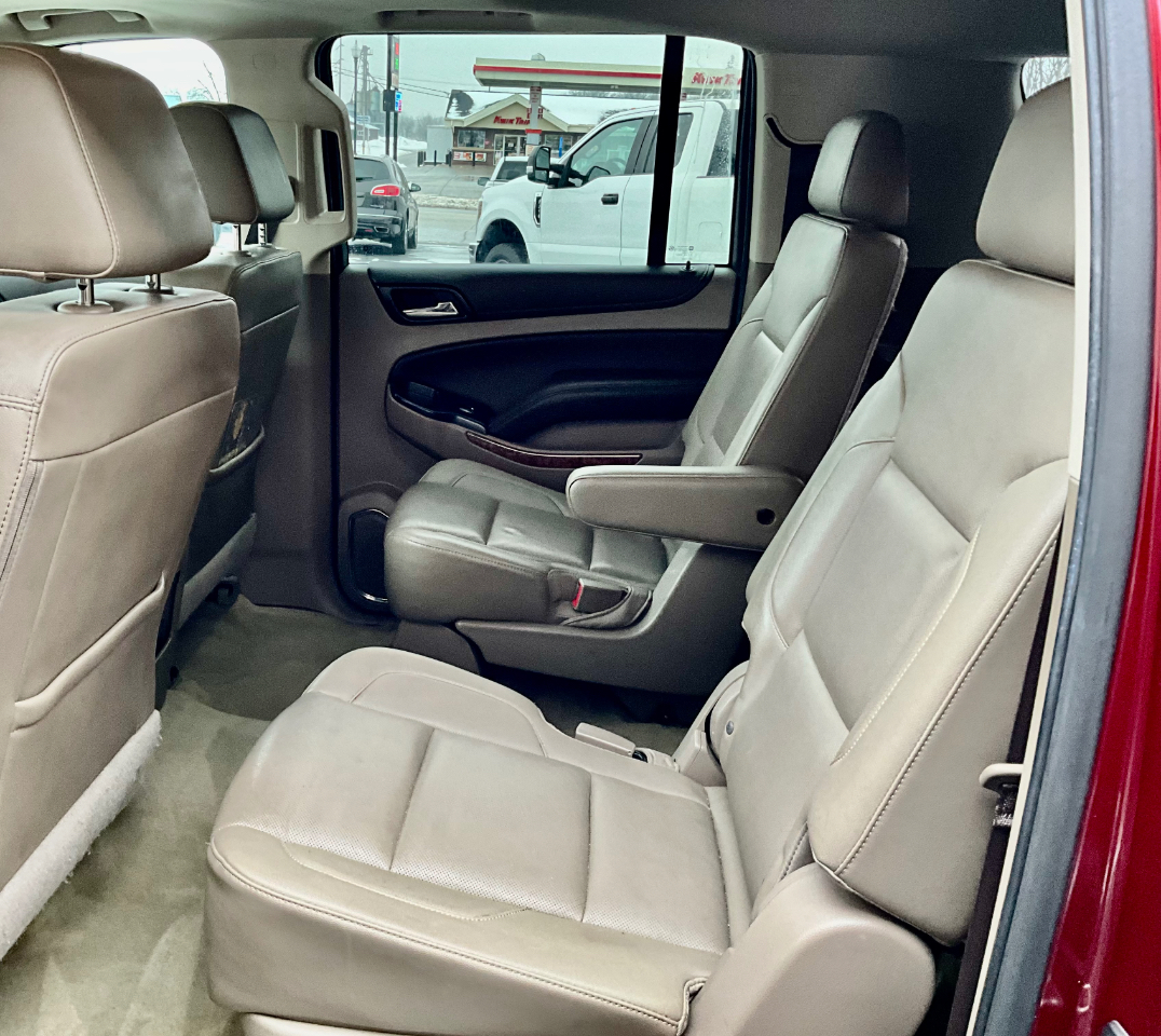 Chevrolet Suburban Premier 4WD 2017