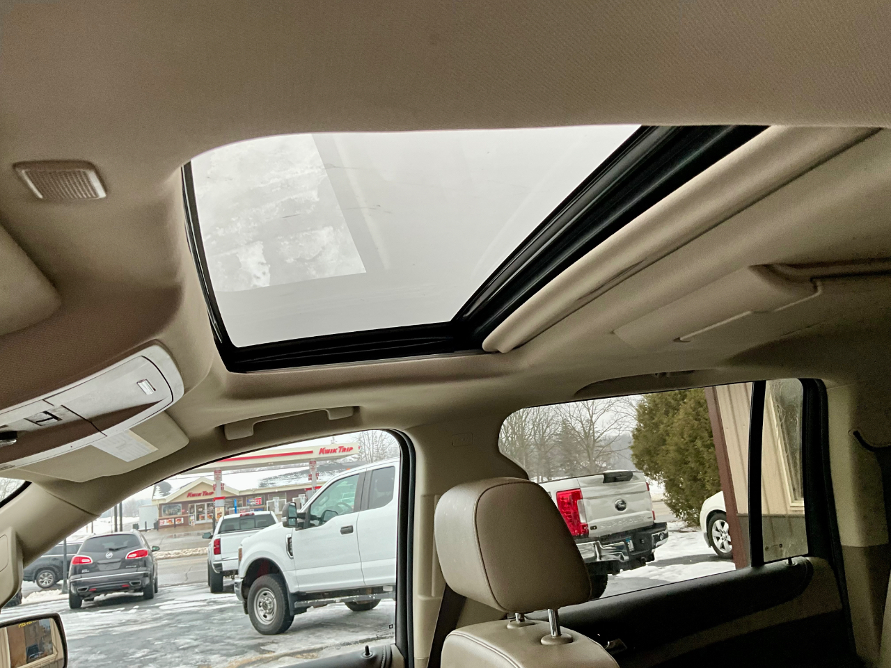 Chevrolet Suburban Premier 4WD 2017