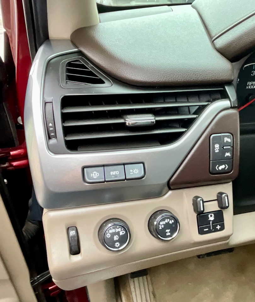 Chevrolet Suburban Premier 4WD 2017