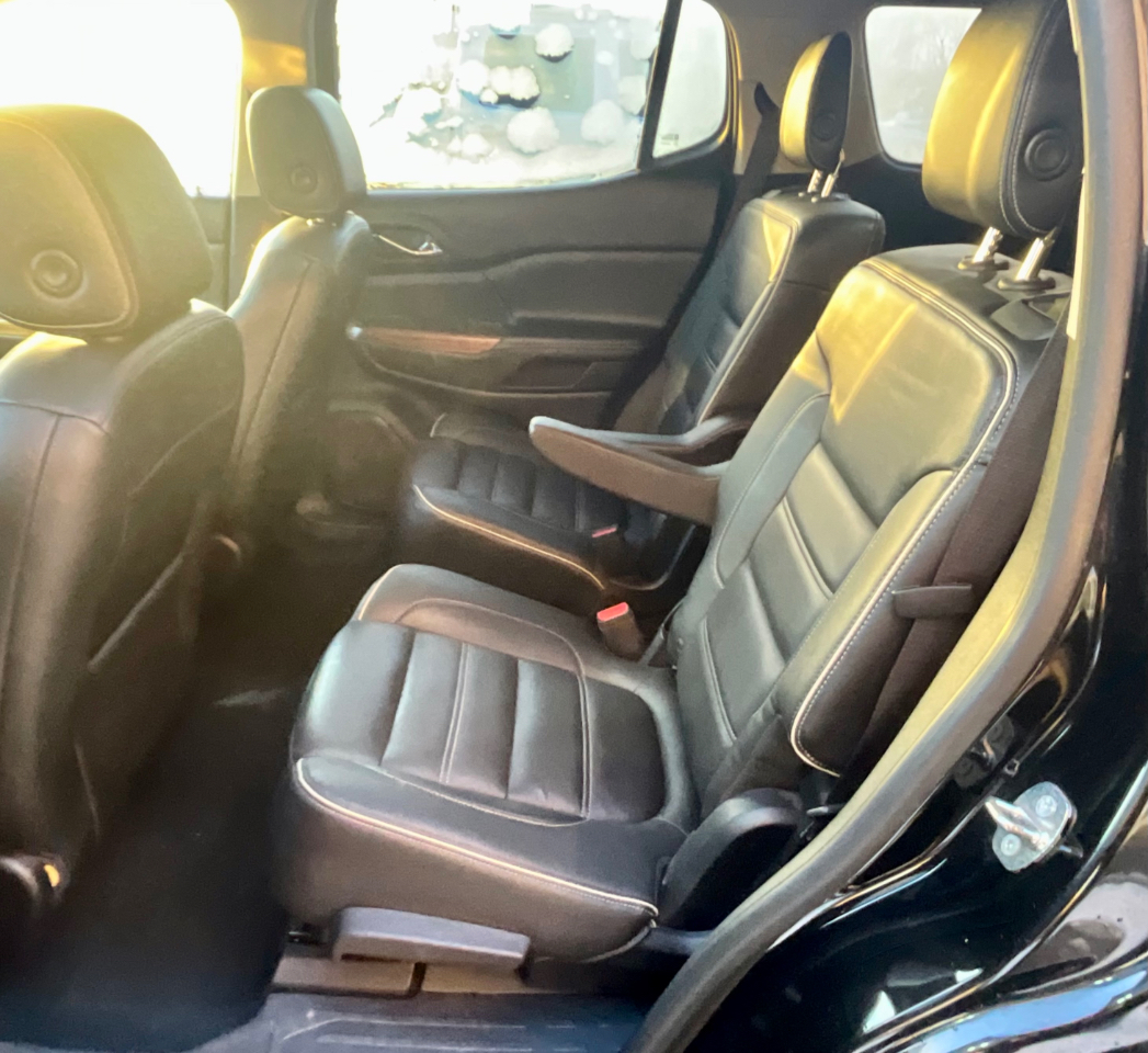 GMC Acadia Denali AWD 2017