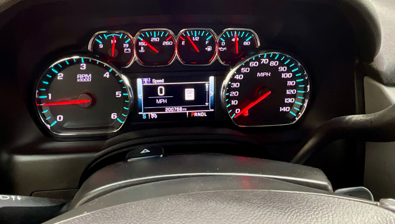 Chevrolet Suburban LT 4WD 2018