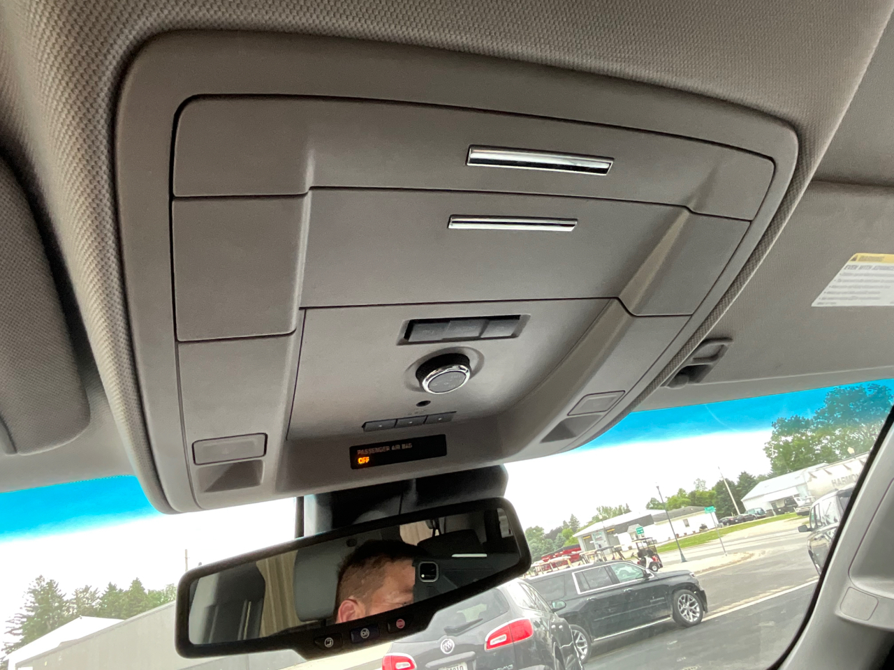 Chevrolet Suburban LT 4WD 2018