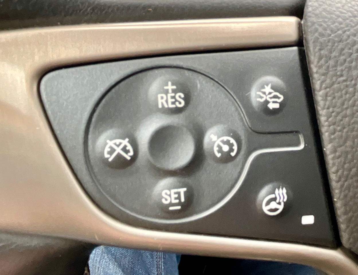 GMC Sierra 1500 Denali Crew Cab Short Box 4WD 2017