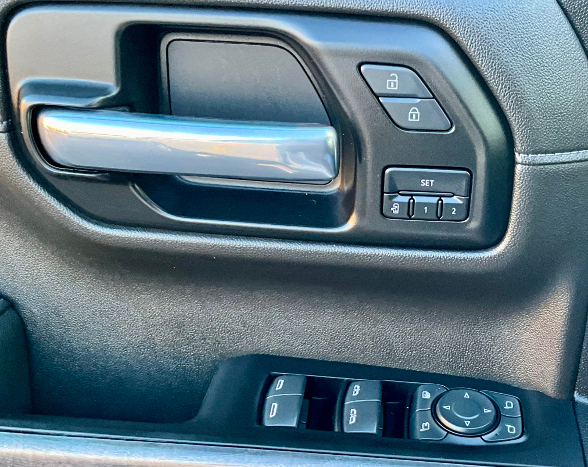 Chevrolet Silverado 1500 LTZ Crew Cab 4WD 2021