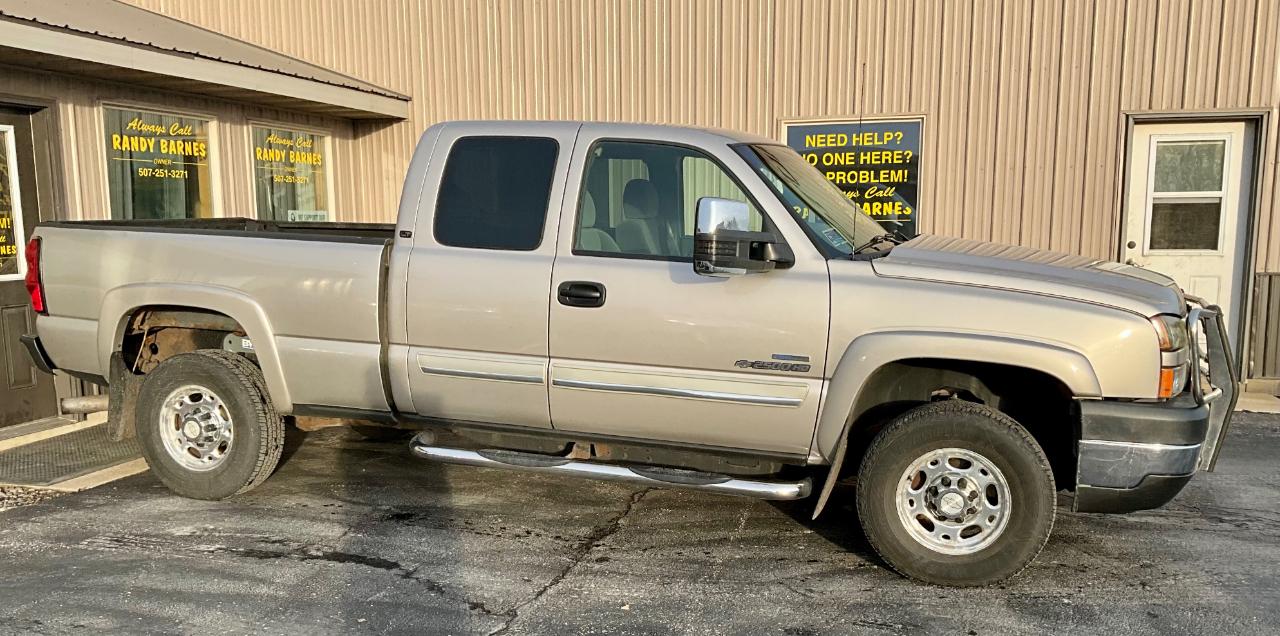 Chevrolet Silverado 2500HD 4WD Double Cab 149" LT 2006