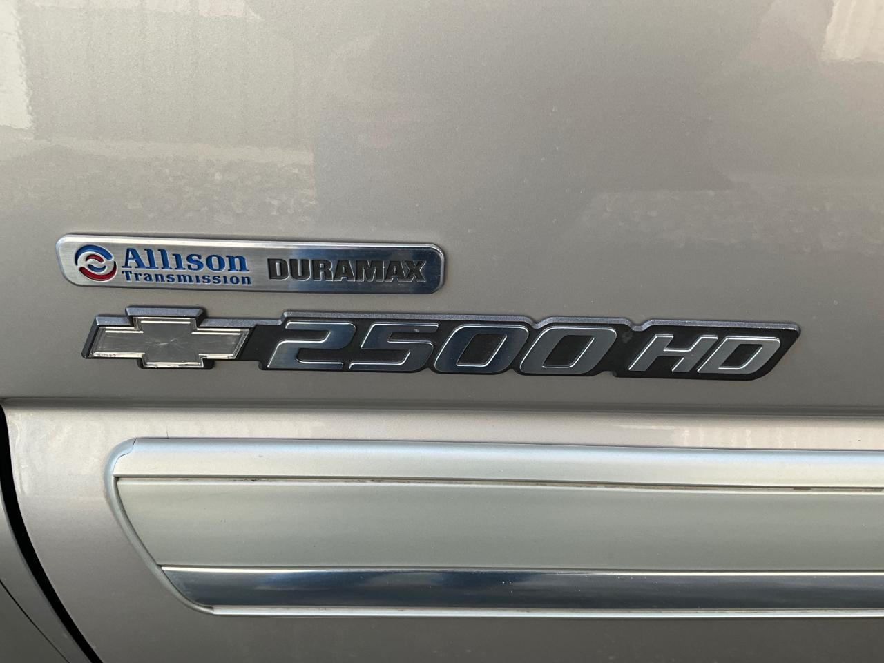 Chevrolet Silverado 2500HD 4WD Double Cab 149" LT 2006