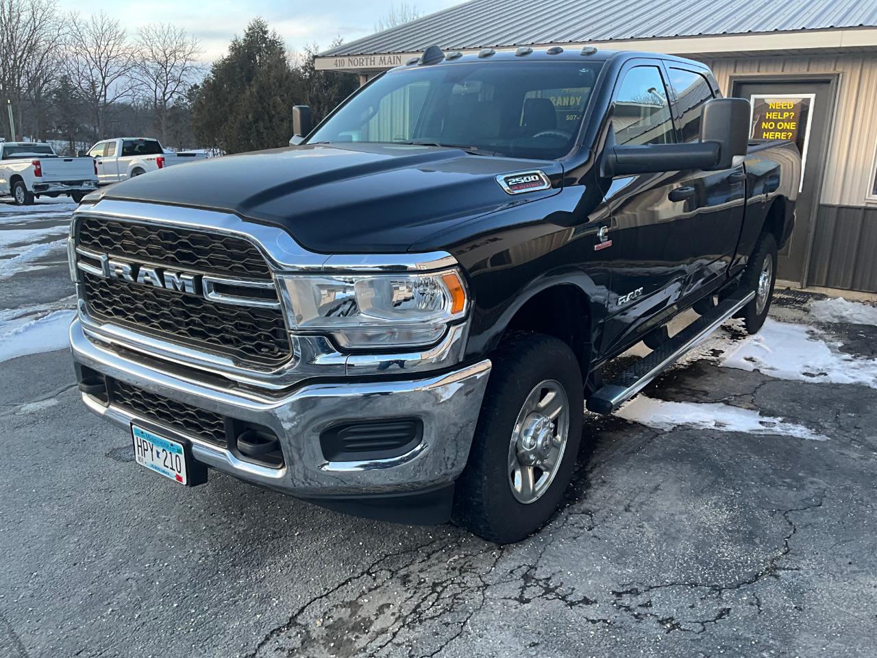 RAM 2500 Tradesman Crew Cab SWB 4WD 2022