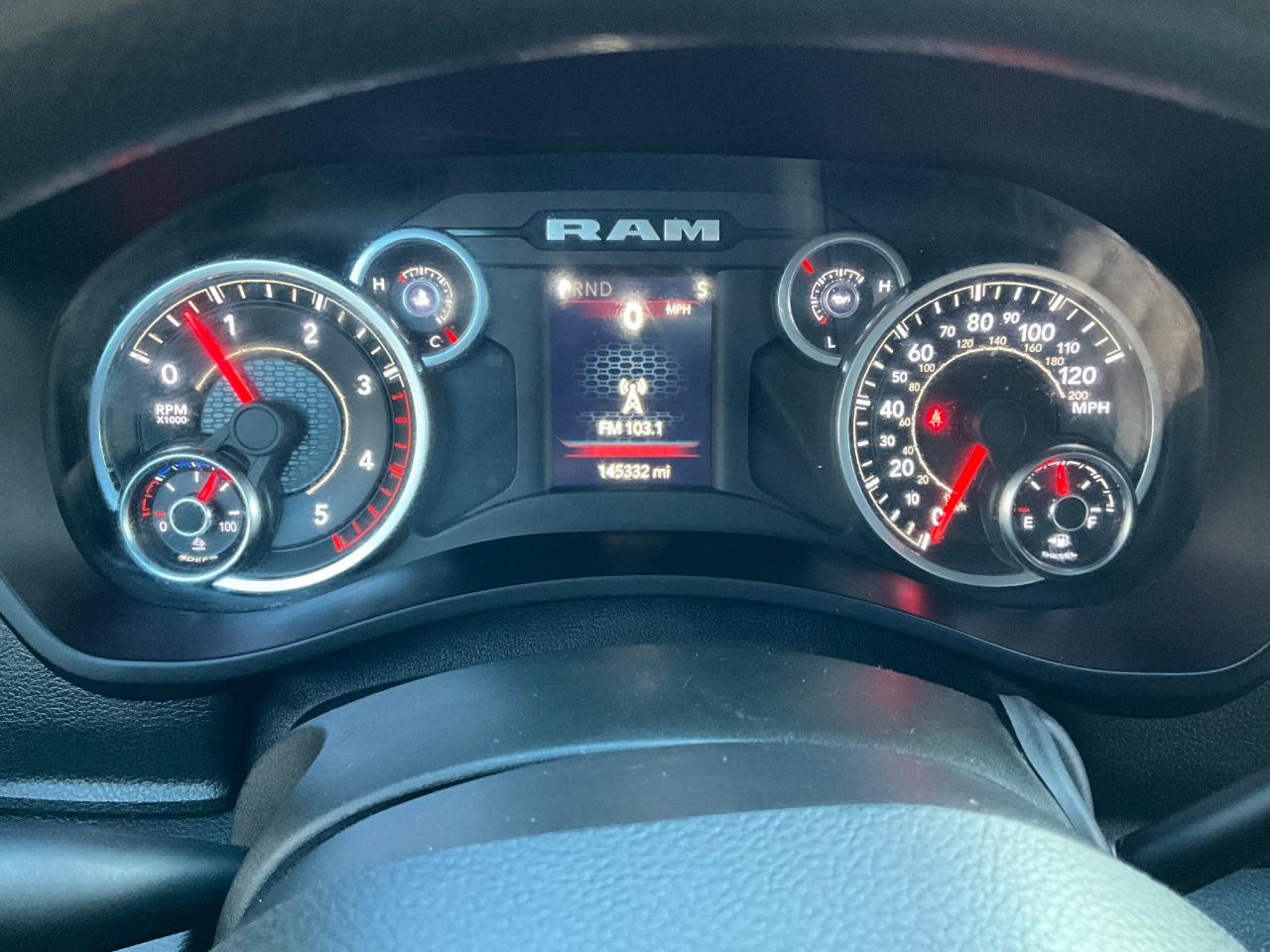 RAM 2500 Tradesman Crew Cab SWB 4WD 2022