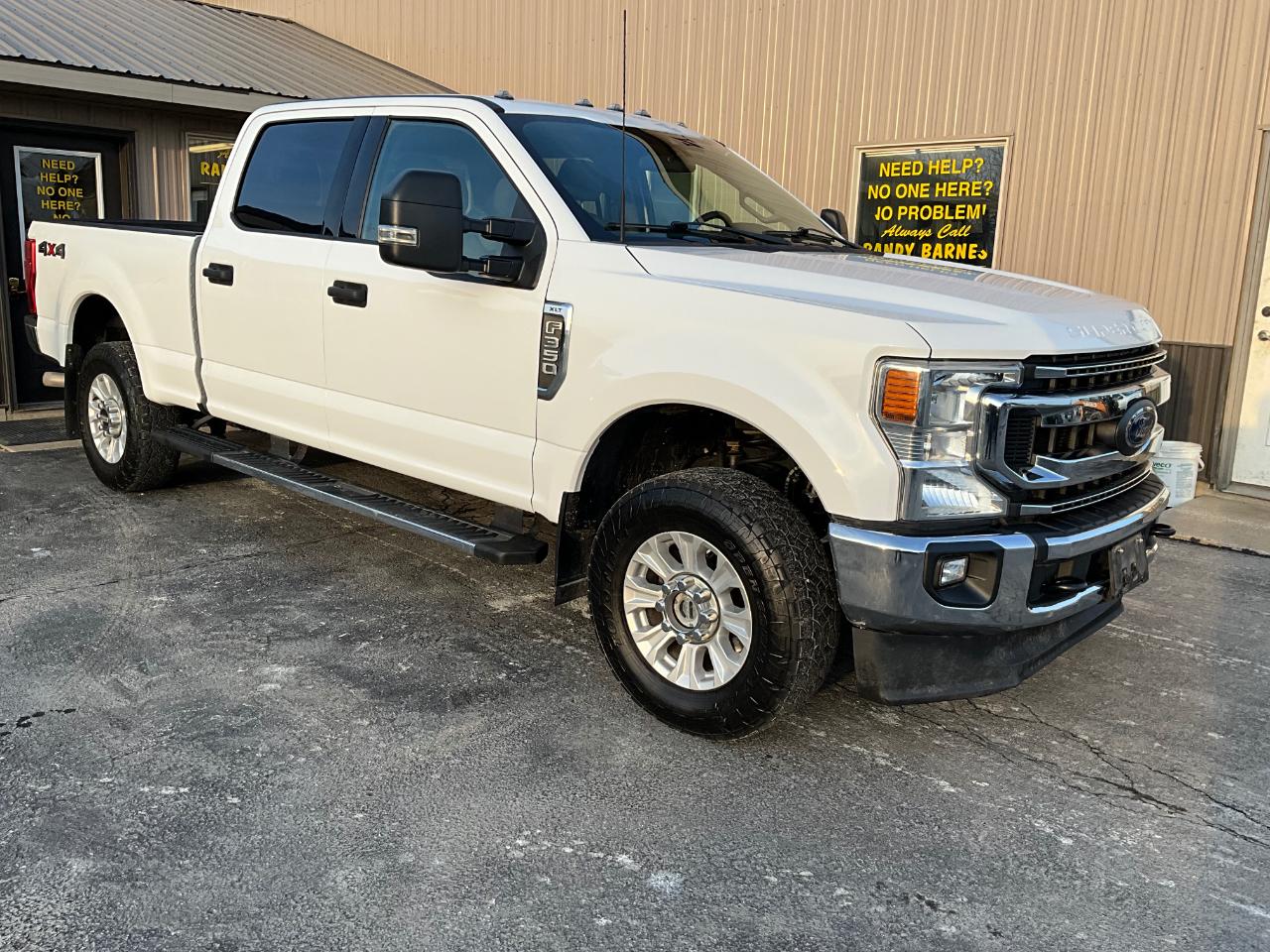 Ford F-350 SD XLT Crew Cab Short Bed 4WD 2022