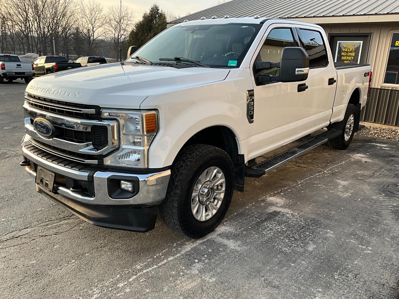Ford F-350 SD XLT Crew Cab Short Bed 4WD 2022