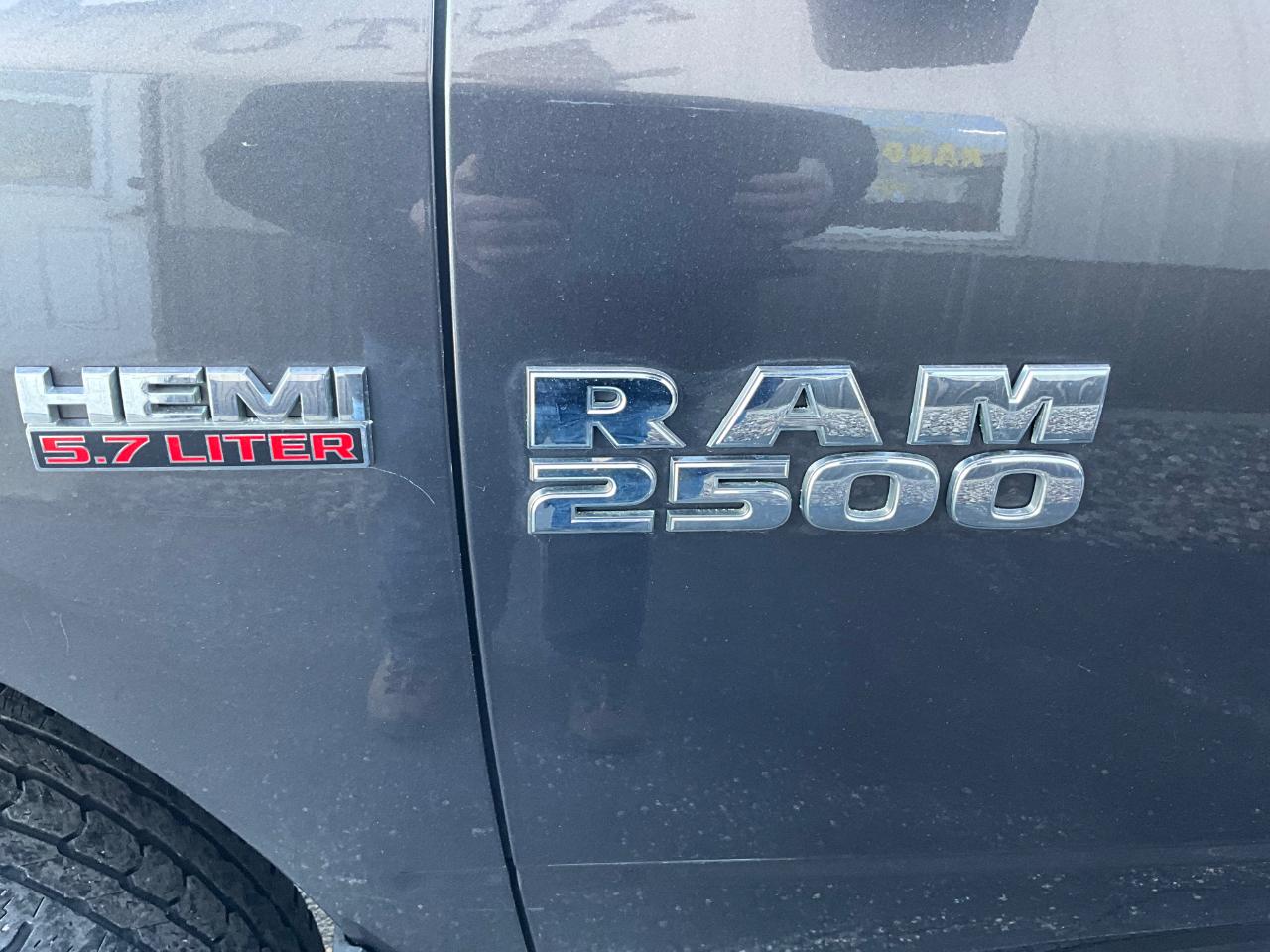 RAM 2500 Tradesman Crew Cab SWB 4WD 2015