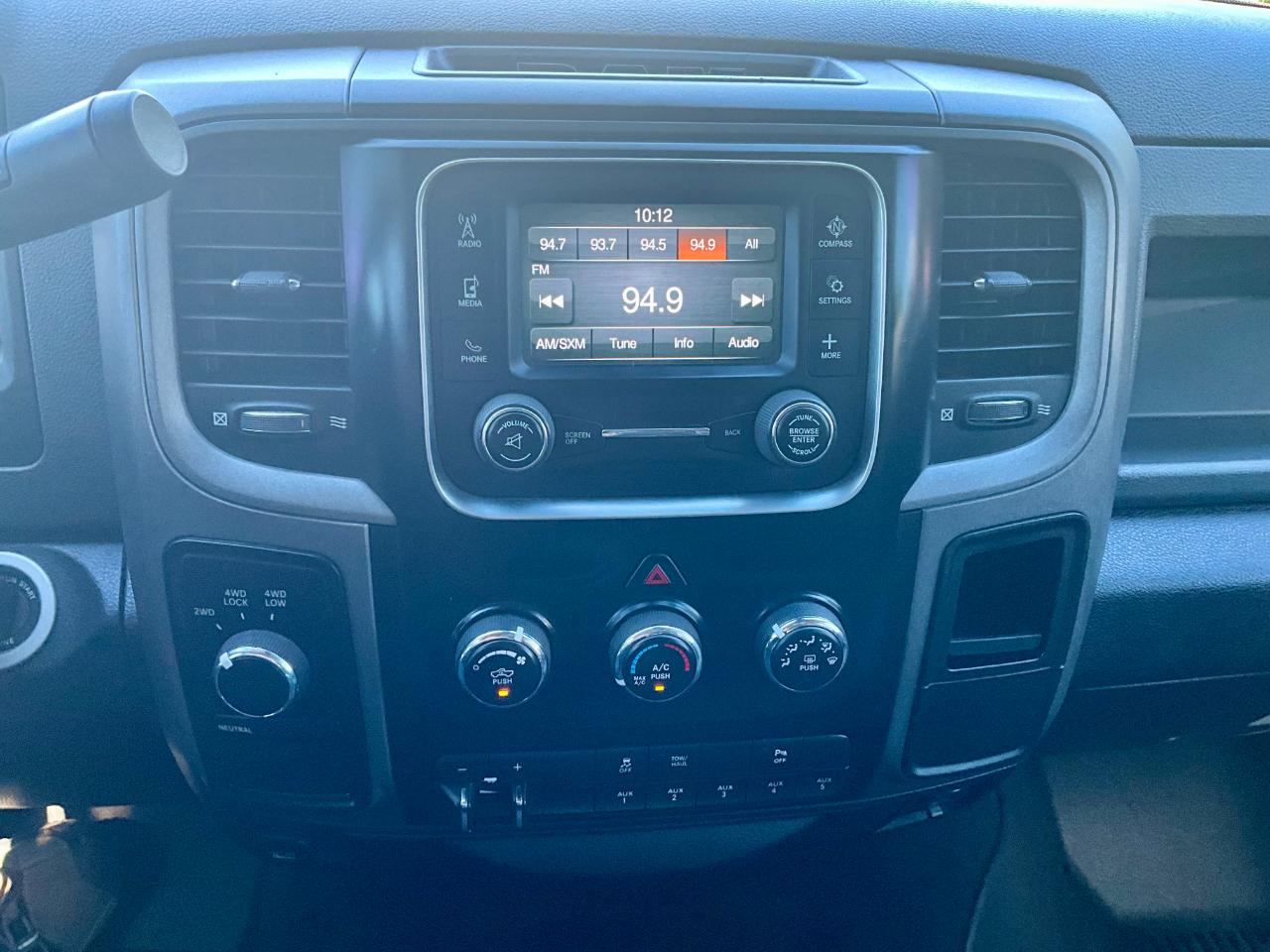 RAM 2500 Tradesman Crew Cab SWB 4WD 2015