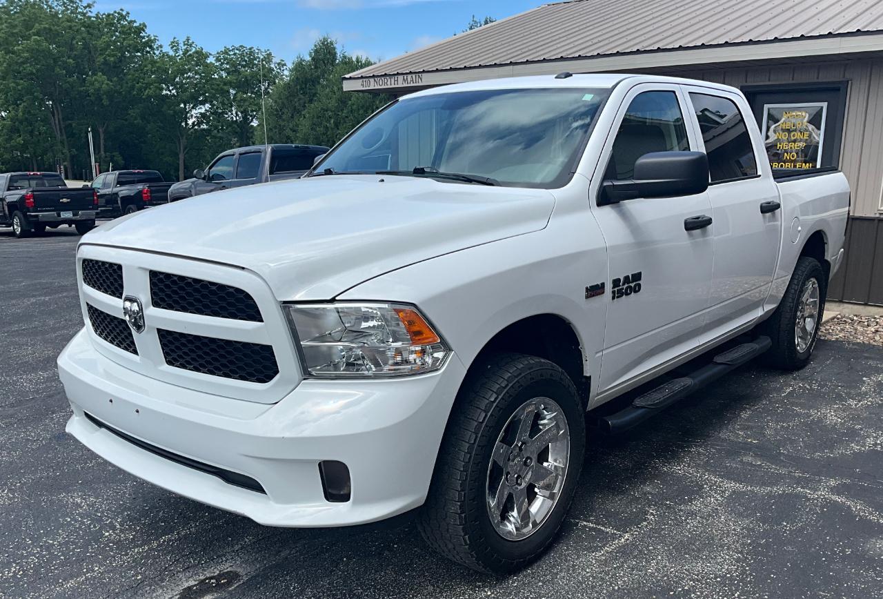 RAM 1500 Tradesman Crew Cab SWB 4WD 2017