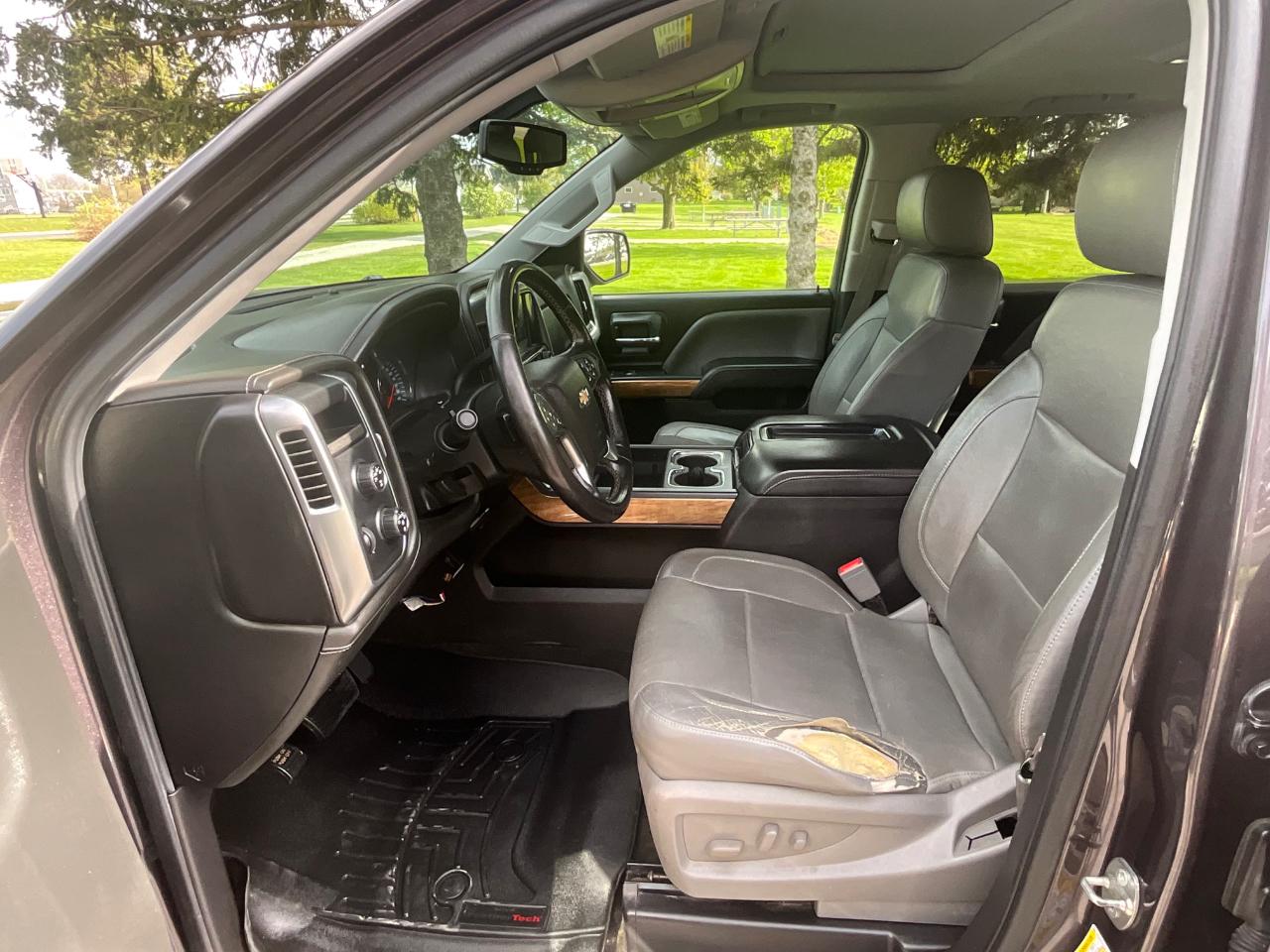 Chevrolet Silverado 1500 LTZ Crew Cab 4WD SWB 2015