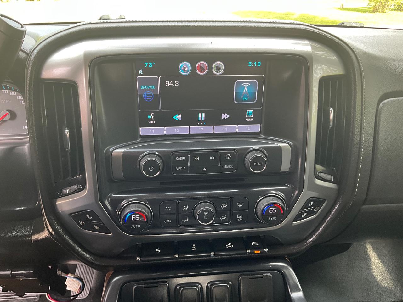 Chevrolet Silverado 1500 LTZ Crew Cab 4WD SWB 2015