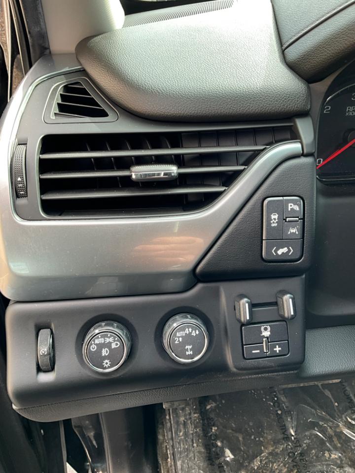 Chevrolet Suburban LTZ 4WD 2018