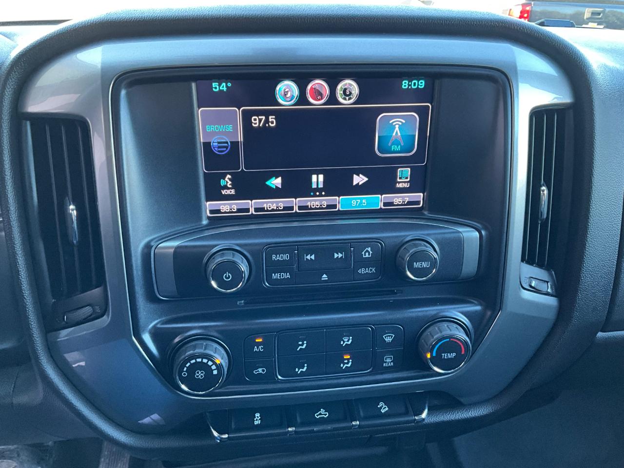 Chevrolet Silverado 3500HD LT Long Box 4WD 2015