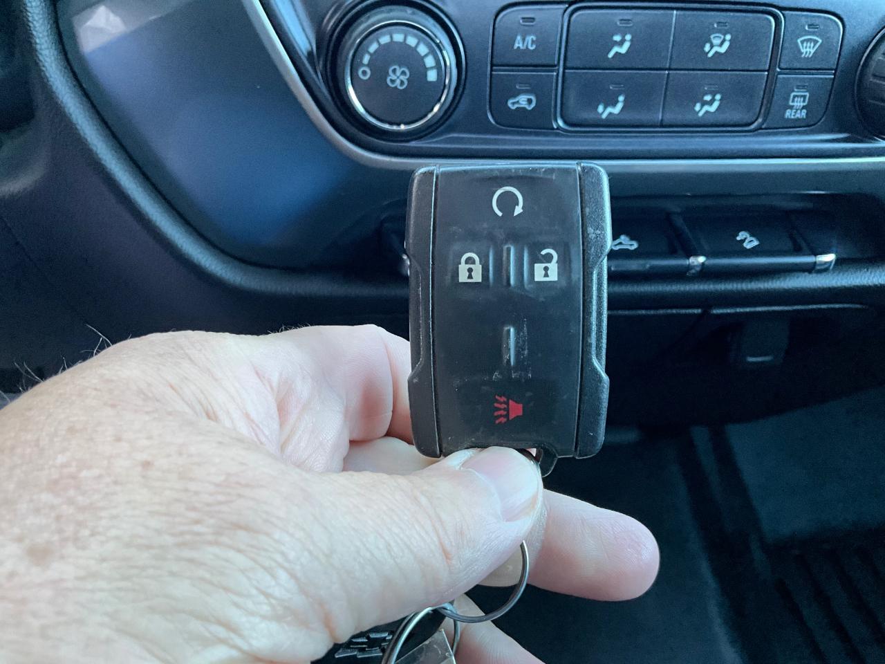 Chevrolet Silverado 3500HD LT Long Box 4WD 2015