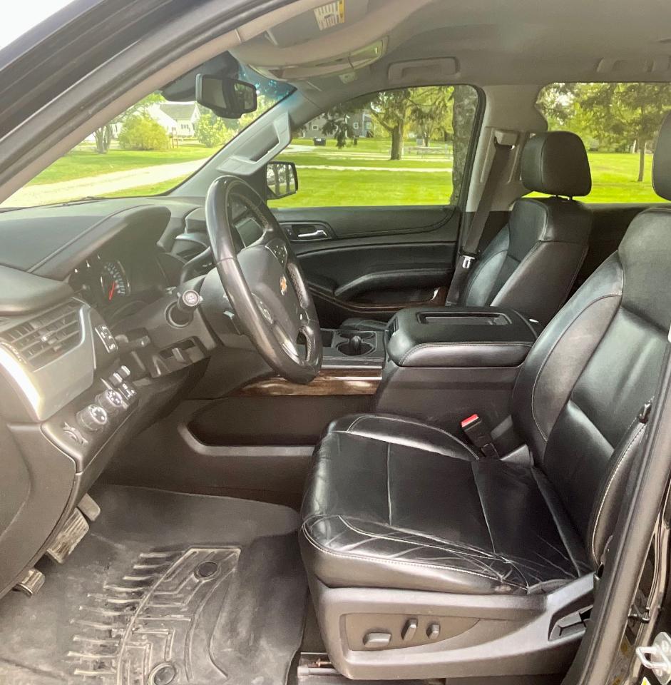 Chevrolet Suburban LT 4WD 2016