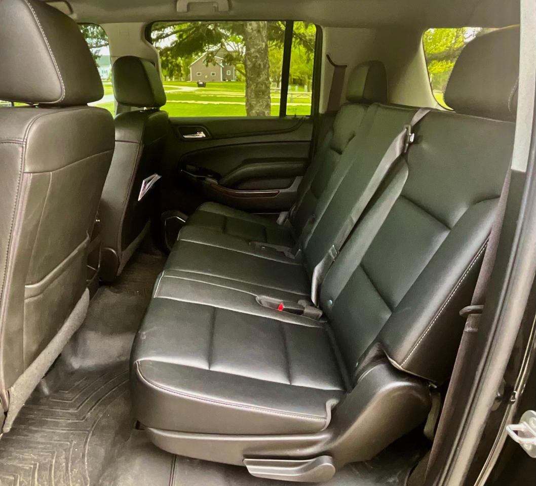 Chevrolet Suburban LT 4WD 2016