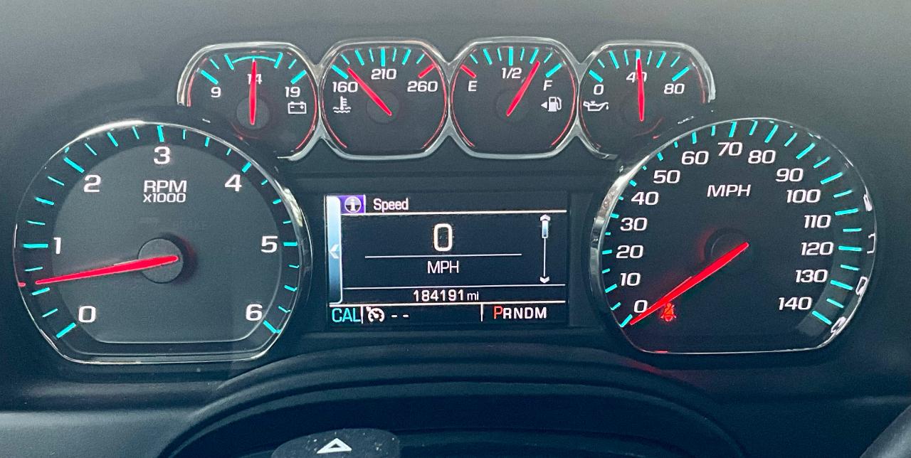 Chevrolet Suburban LT 4WD 2016