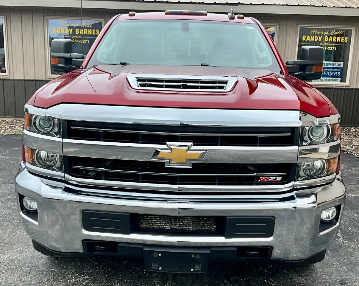 Chevrolet Silverado 2500HD LT Crew Cab Long Box 4WD 2019