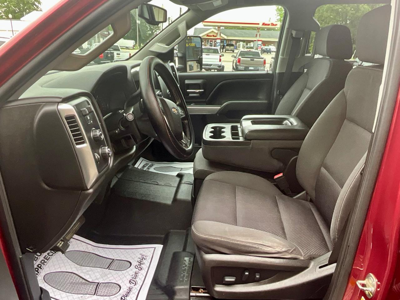 Chevrolet Silverado 2500HD LT Crew Cab Long Box 4WD 2019