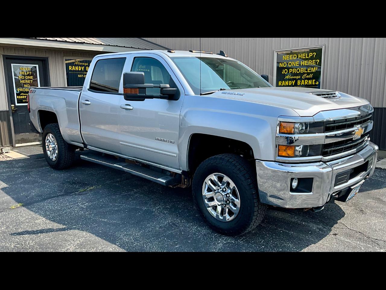 Chevrolet Silverado 3500HD LT Crew Cab 4WD 2018
