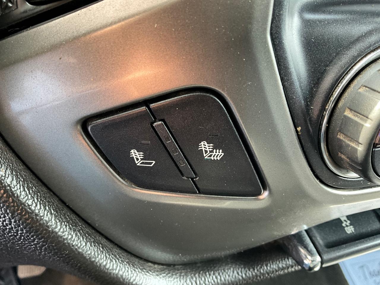 Chevrolet Silverado 3500HD LT Crew Cab 4WD 2018