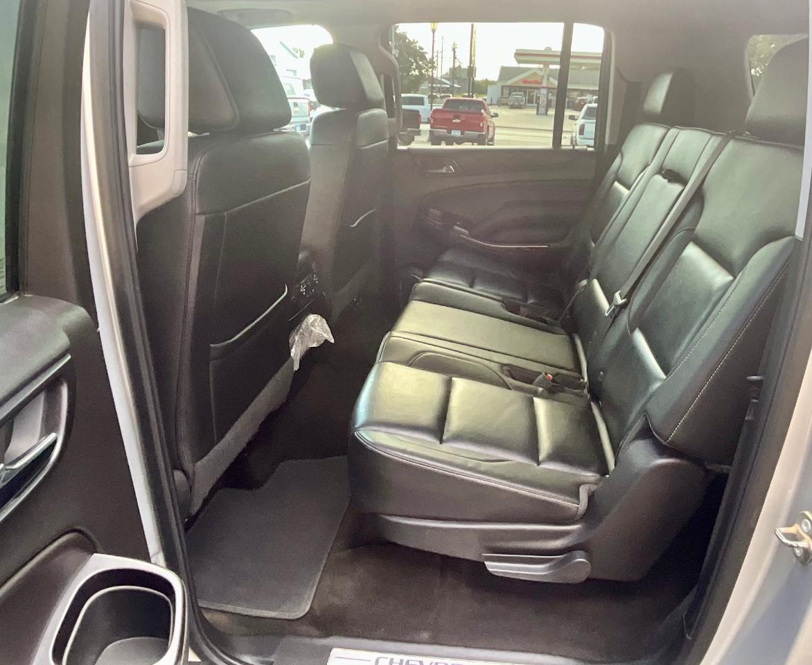Chevrolet Suburban LT 4WD 2018